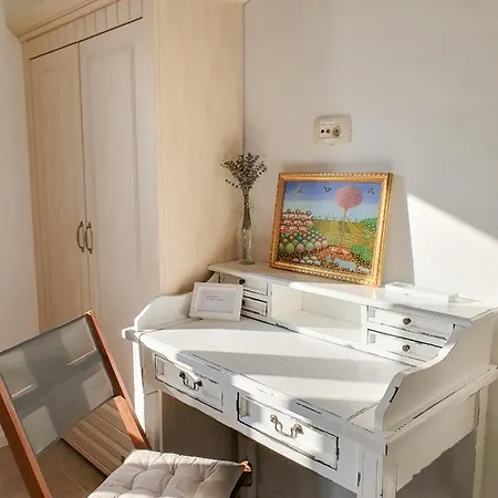 Alara - Charming With Heated Swimming Pool *