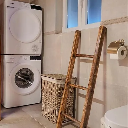 וילה Alara - Charming With Heated Swimming Pool Milohnici