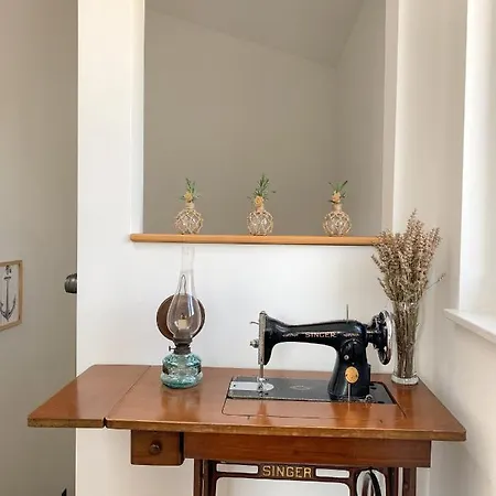 Vila Alara - Charming With Heated Swimming Pool Milohnici