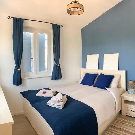 Villa Alara - Charming With Heated Swimming Pool